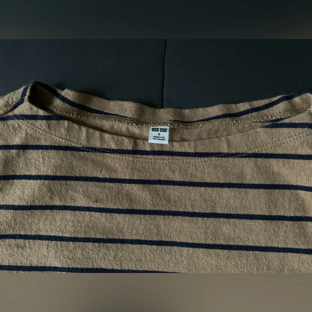 UNIQLO striped boat neck long-sleeved T-shirt - Picture 2 of 4